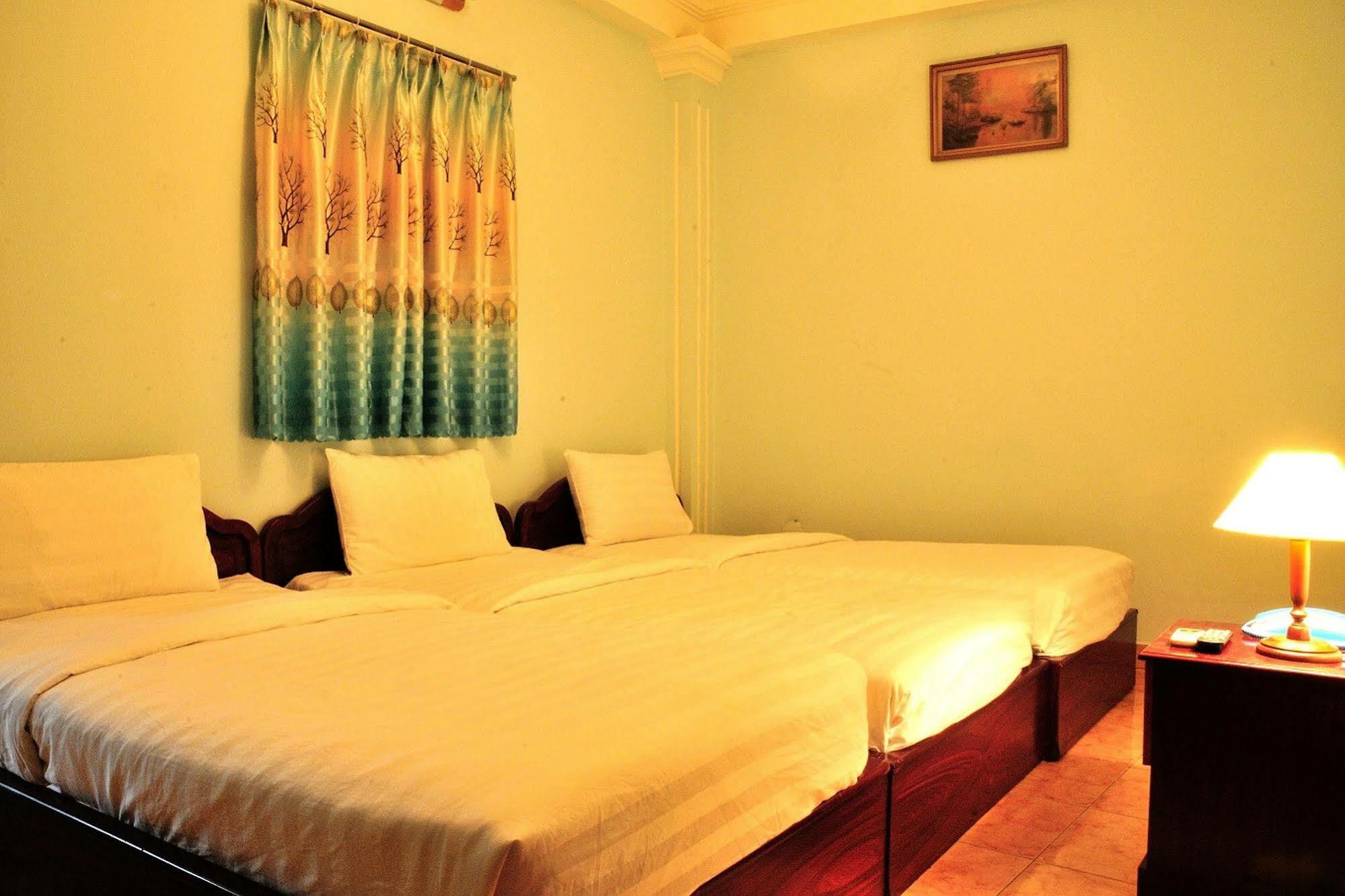 Ha Trang Hotel Cidade de Ho Chi Minh Exterior foto